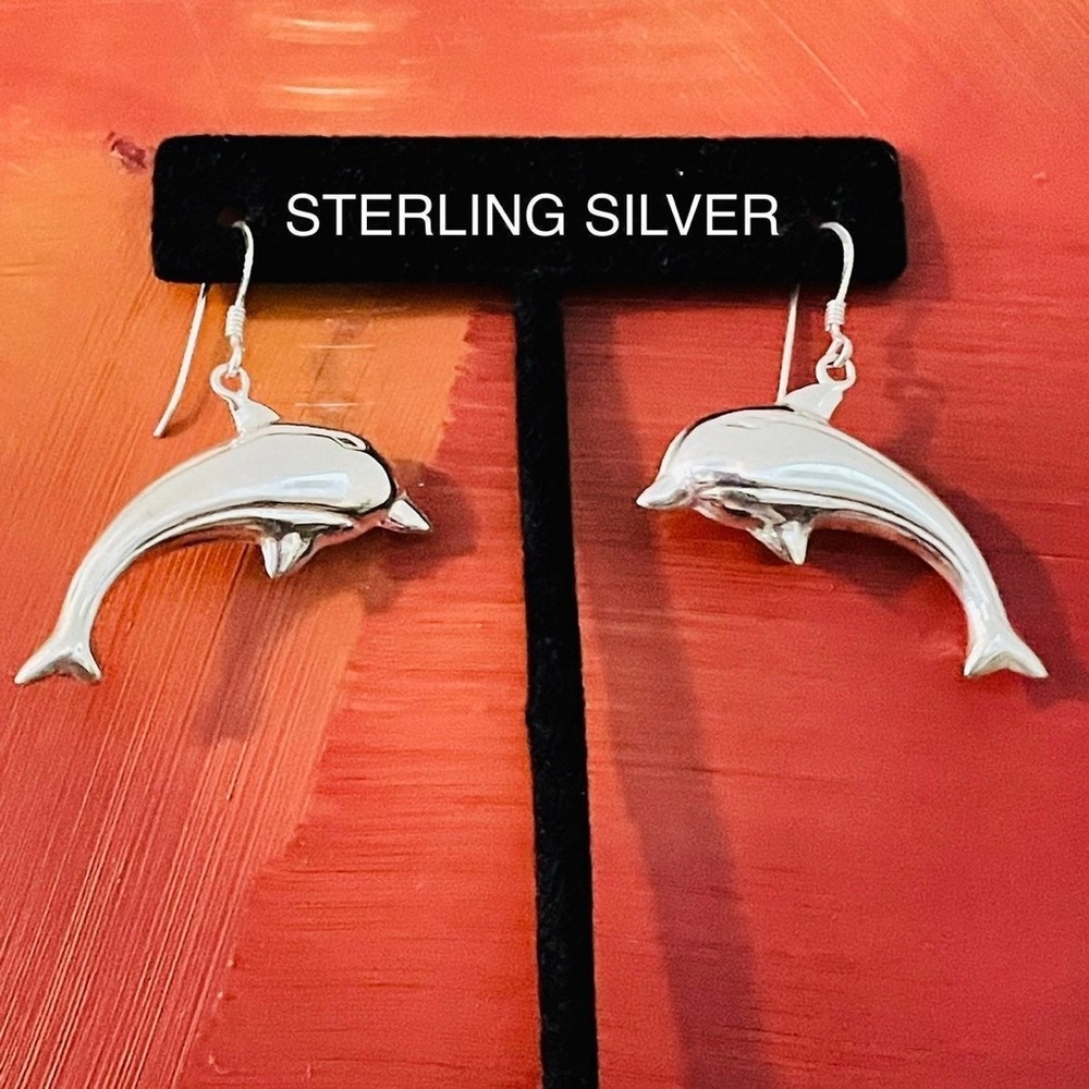 DOLPHIN DANGLE EARRINGS 925 STERLING SILVER MOTIF DROP GENTLE WORN